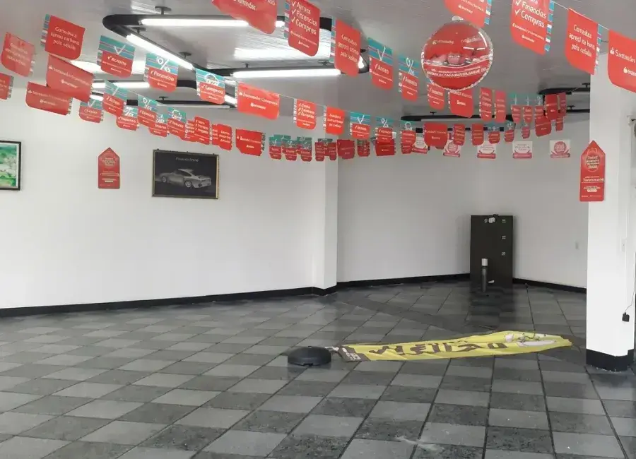 Pintura comercial e galpões em Joinville — Pintura Santos